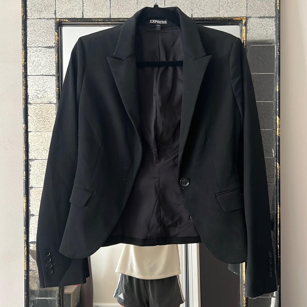 Express short blazer